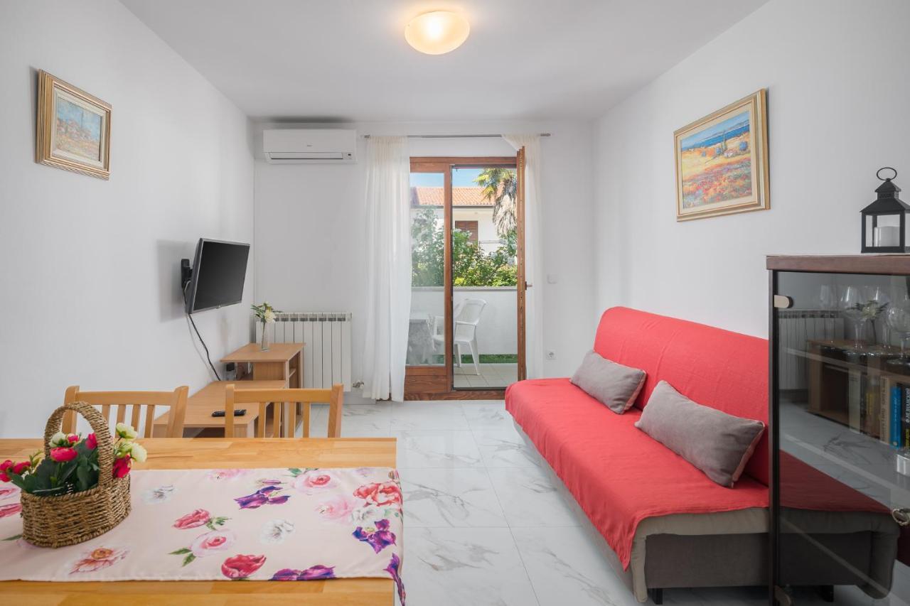 Apartamento Elena Poreč Exterior foto