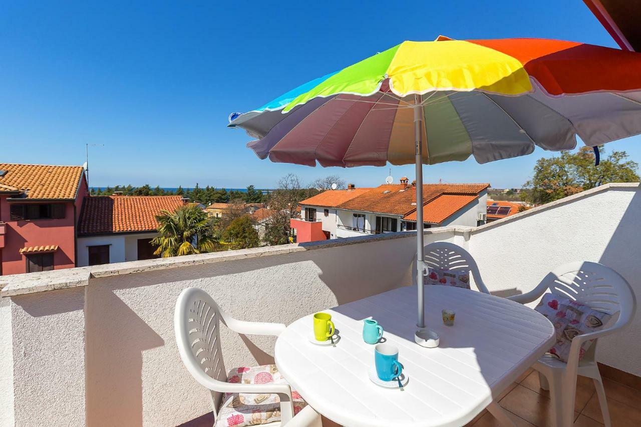 Apartamento Elena Poreč Exterior foto